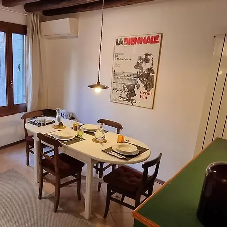 Residenza Vittoria - With Patio Apartment *